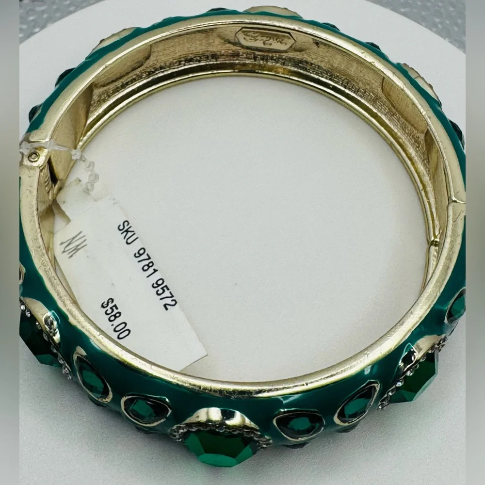 $58 Retail Gorgeous Sequin 💚Green 💚Rhinestone Bangle NWOT